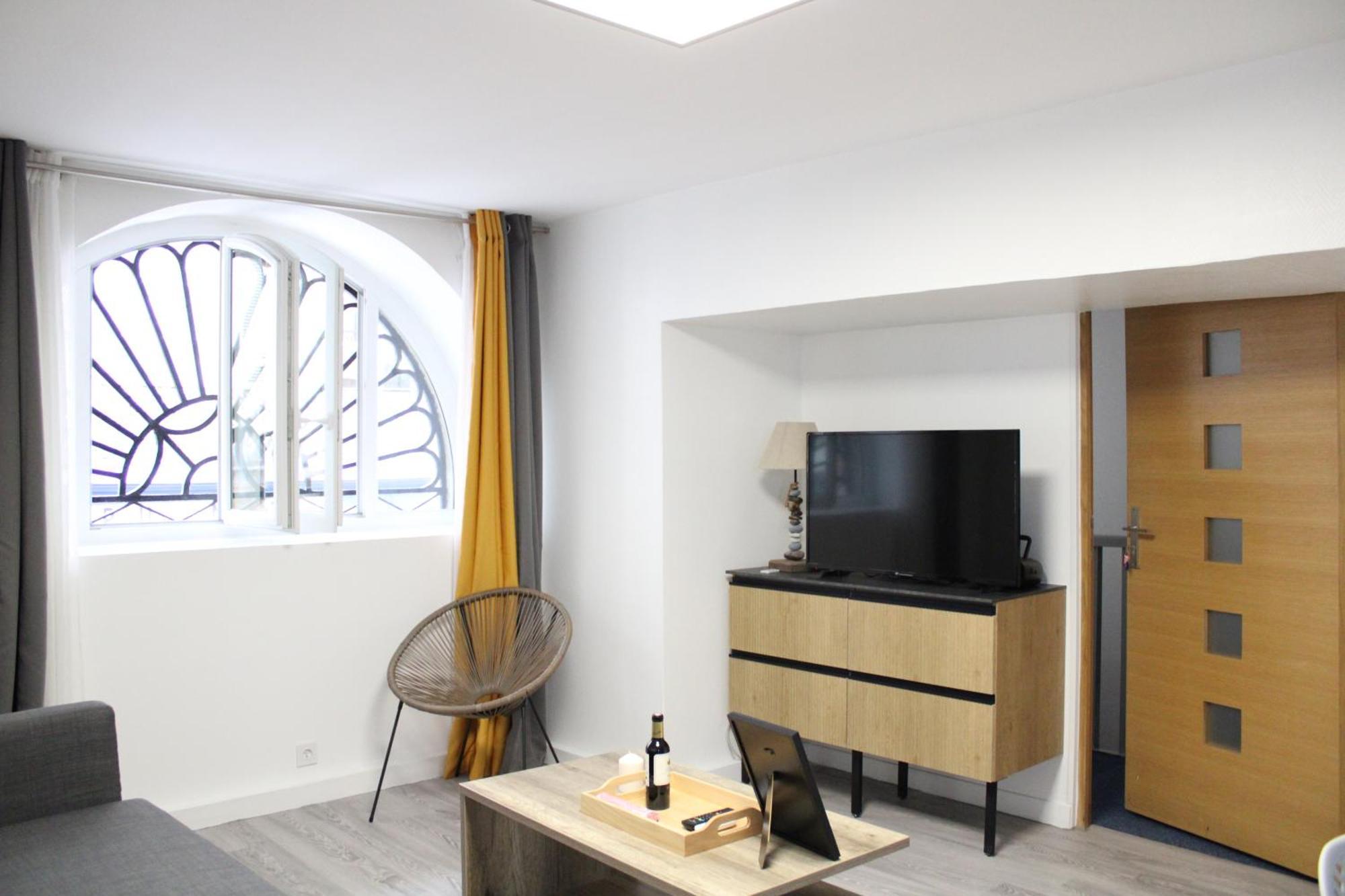 Bel Appartement Renove - Place Du Palais Avec Parking Bordeaux Esterno foto